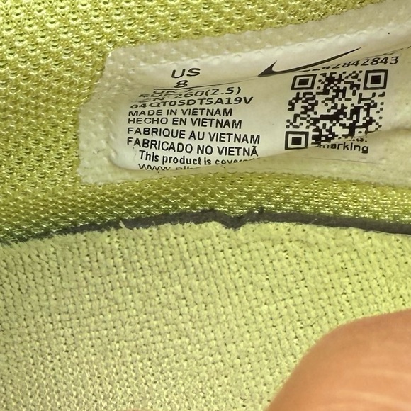 Nike LeBron Witness 6 Basketball Shoes Light Melon Men’s Size 8 - Picture 8 of 9